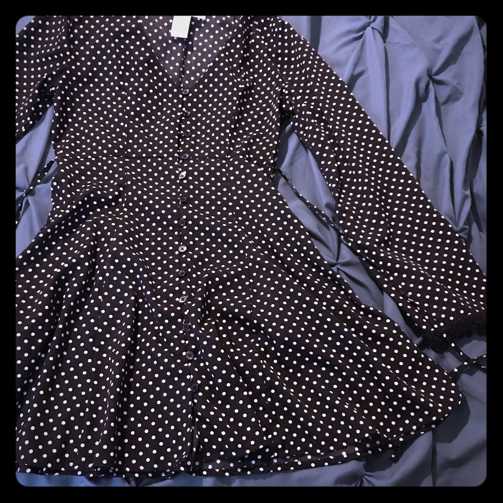🎉4️⃣ for 2️⃣5️⃣ 
American Rag Bell-Sleeved Polka Dot Dress